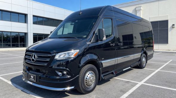 10 passenger sprinter van kansas city